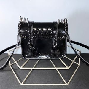 Dr Martens BLACK LUCIDO+PATENT LAMPER. ( NOT ACCEPTING OFFERS )